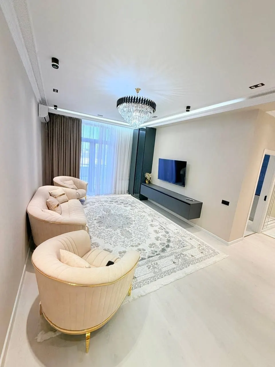 Сотилади 3 хонали квартира, 105 м², 4/9 қават — Юнусобод тумани