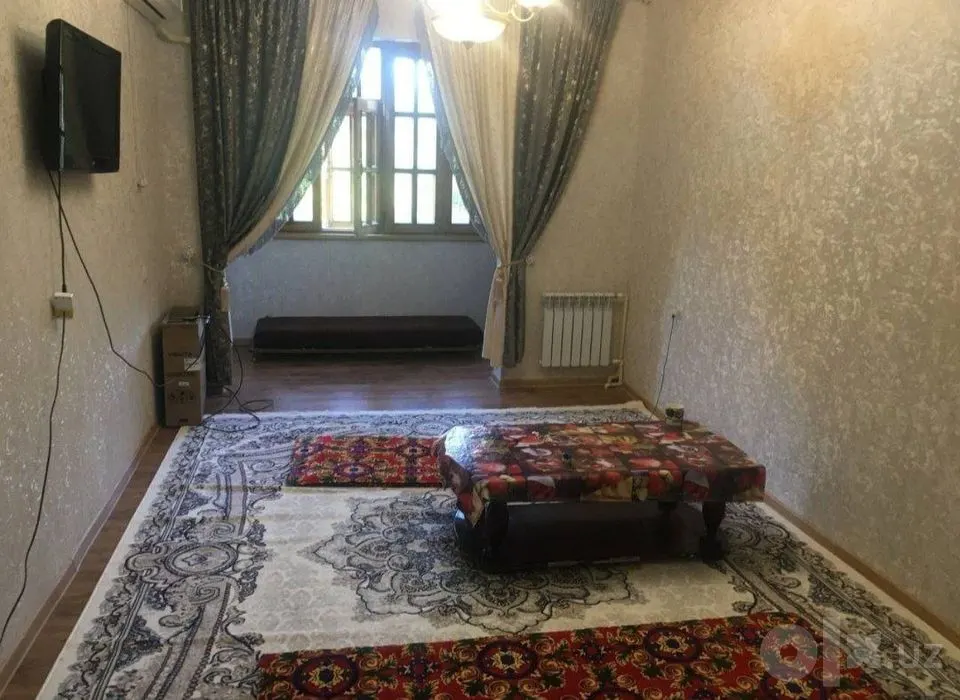 Сдаётся 3-комнатная квартира, 50 м², 2/4 этаж — Мирзо-Улугбекский район