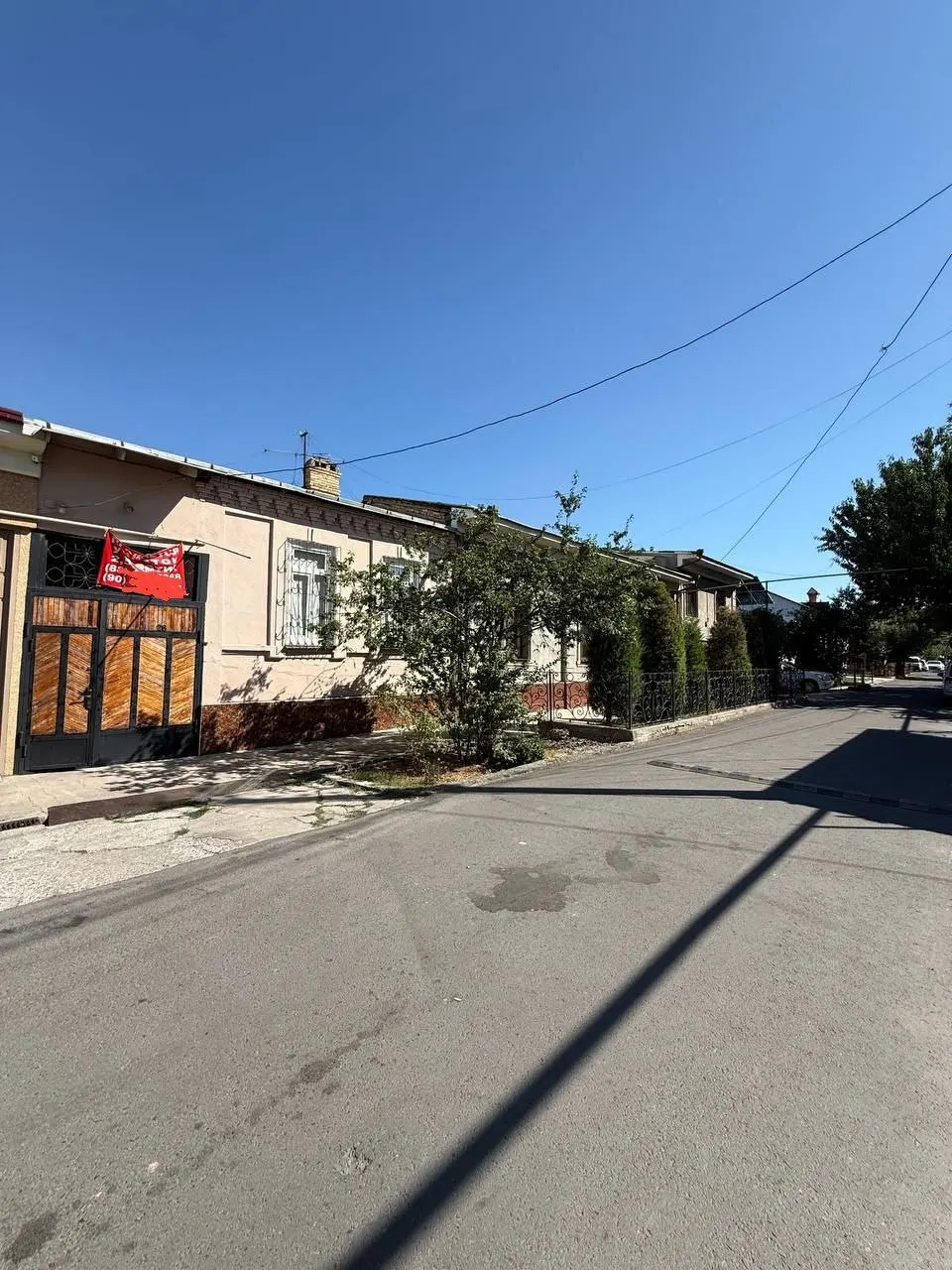 Sotiladi 6 xonali hovli uy, 2,5 sotix, 2 qavatli — Yunusobod tumani