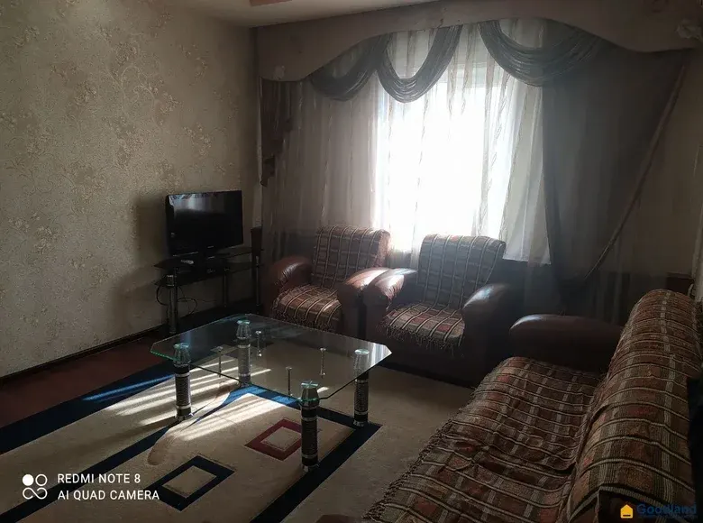 Сотилади 1 хонали квартира, 45 м², 4/9 қават — Мирзо Улуғбек тумани