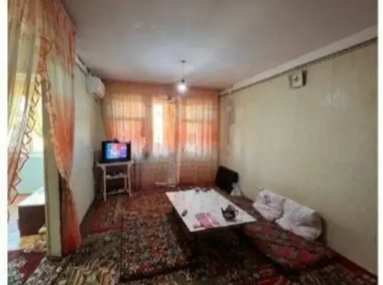 Sotiladi 2 xonali kvartira, 60 m², 4/4 qavat — Fargʻona shahri