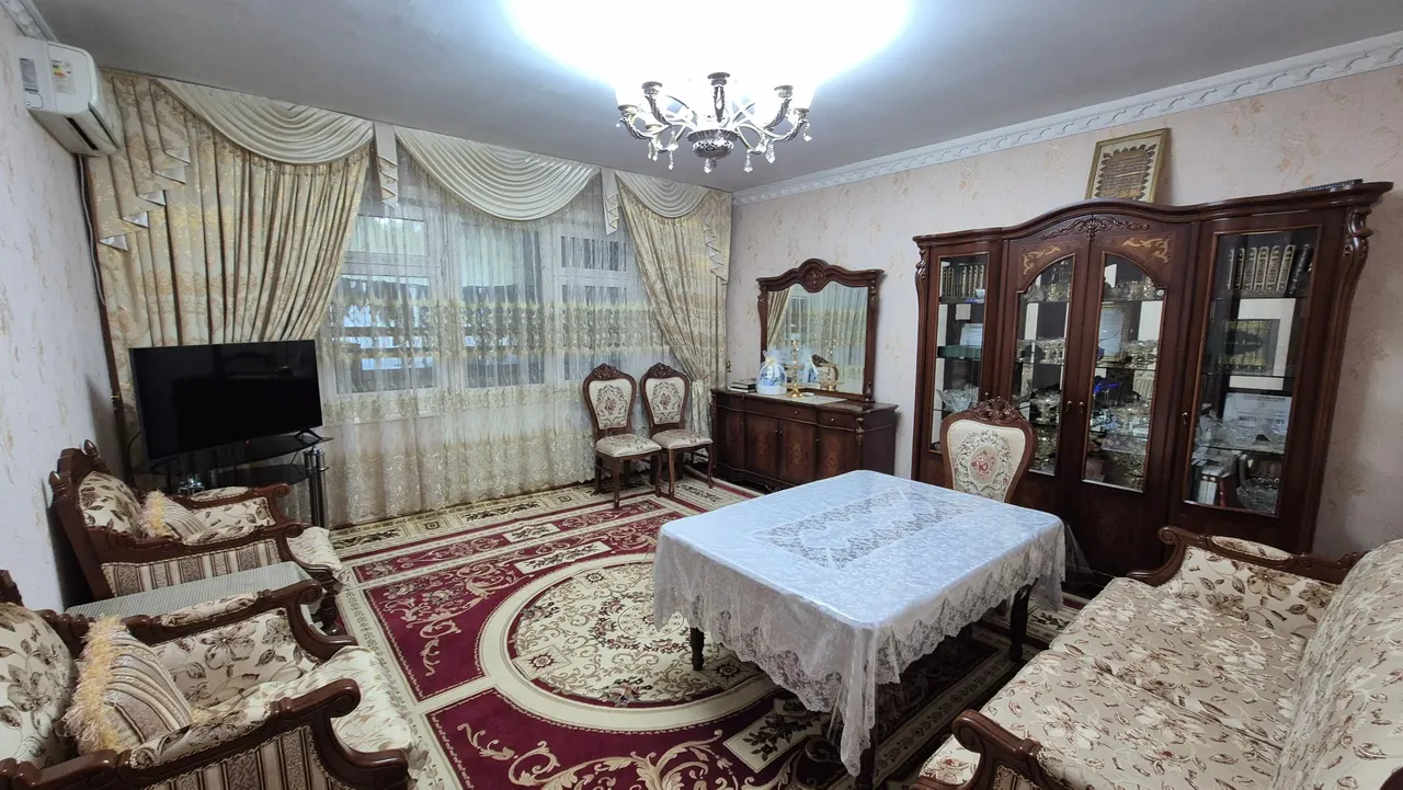 Sotiladi 4 xonali kvartira, 97 m², 2/9 qavat — Olmazor tumani