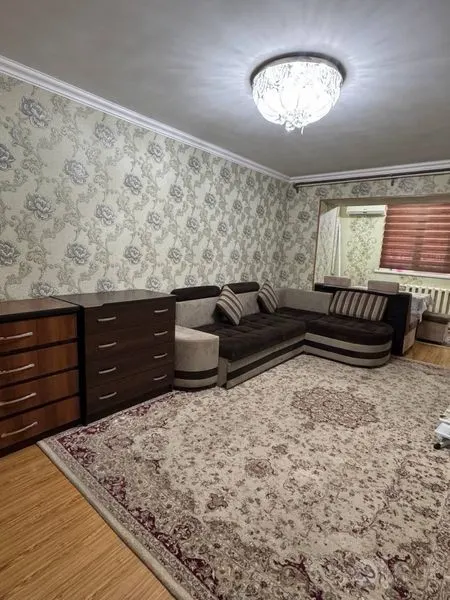 Ижарага берилади 3 хонали квартира, 65 м², 1/4 қават — Мирзо Улуғбек тумани