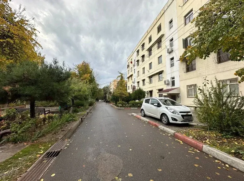 Сотилади 3 хонали квартира, 77 м², 2/5 қават — Юнусобод тумани
