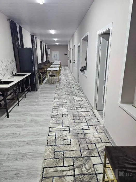Ijaraga beriladi 5 xonali kvartira, 200 m², 1/1 qavat — Chirchiq shahri