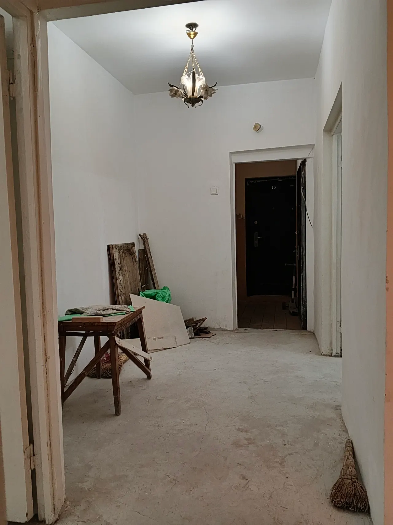 Сотилади 4 хонали квартира, 92 м², 2/5 қават — Яшнобод тумани