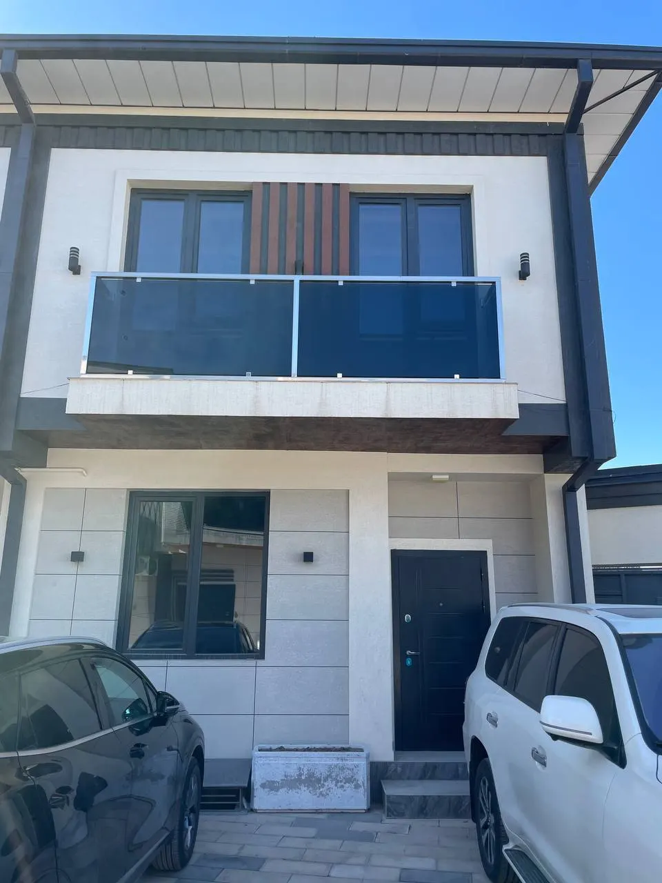 Sotiladi 5 xonali hovli uy, 161 m² — Mirzo Ulugʻbek tumani