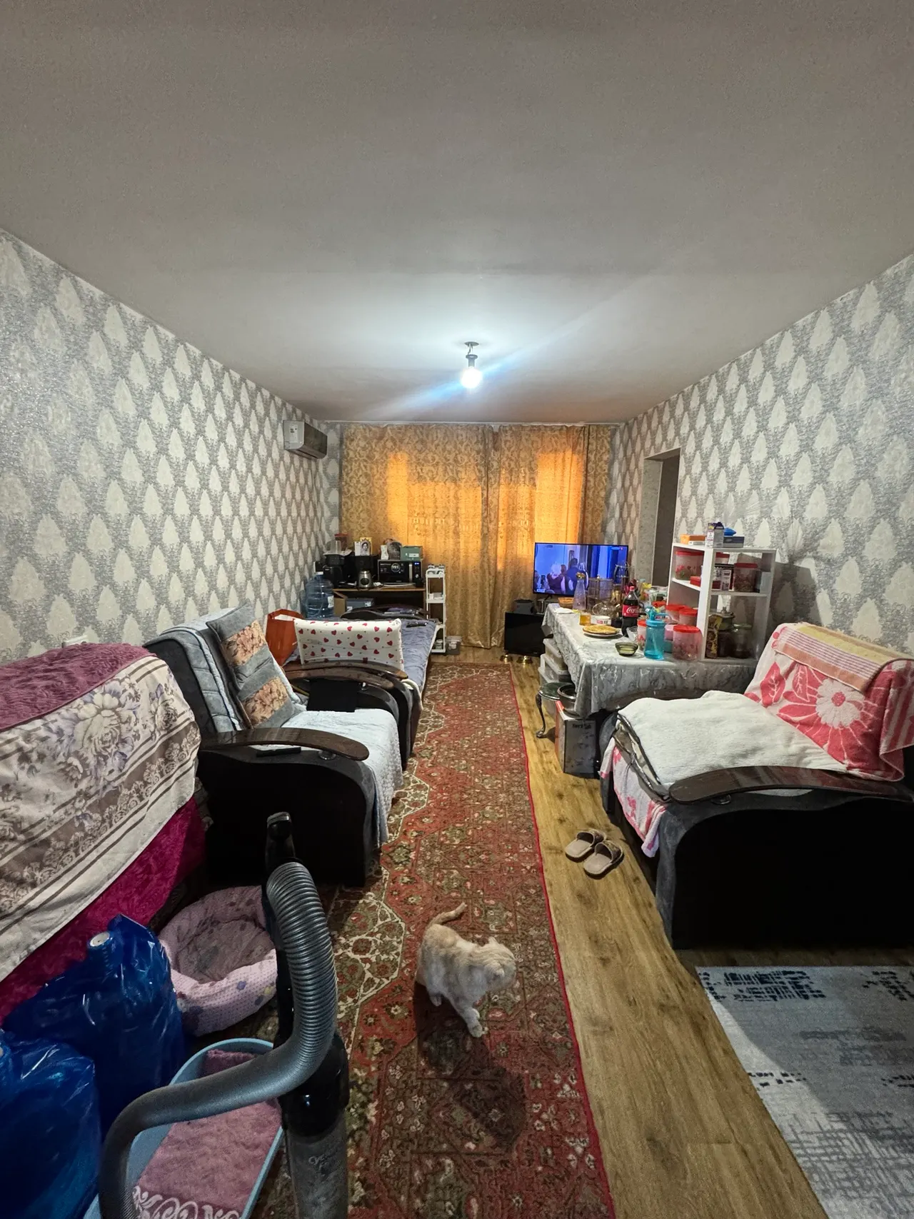 Продаётся 3-комнатная квартира, 60 м², 3/5 этаж — Мирабадский район