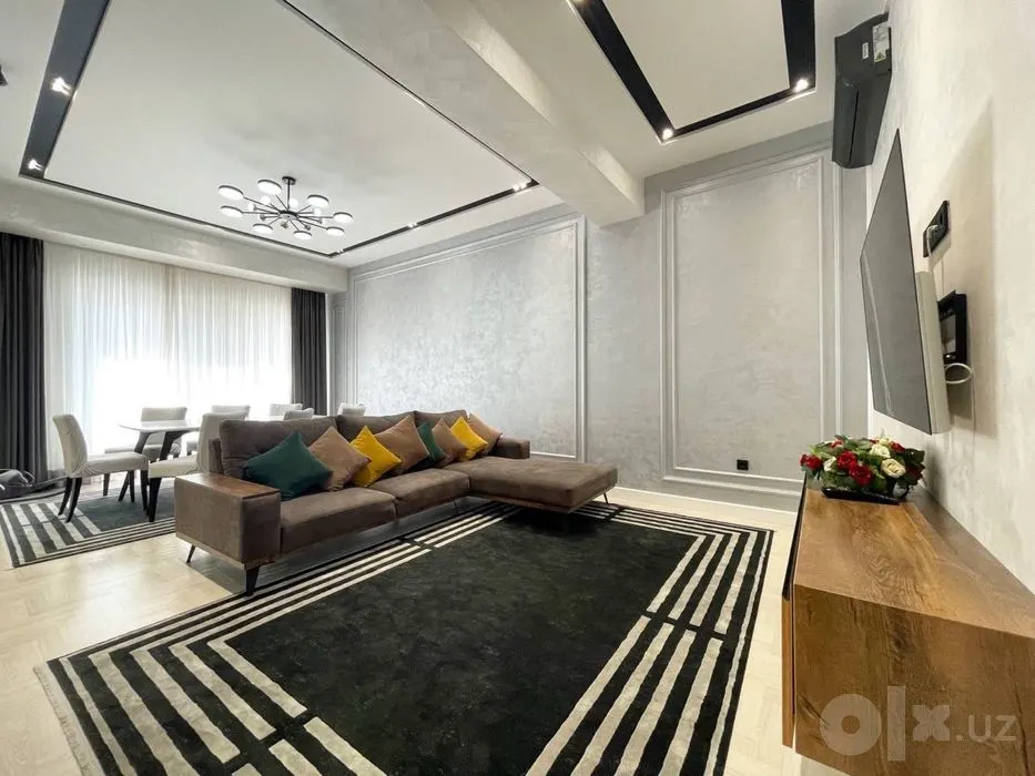 Сдаётся 4-комнатная квартира, 125 м², 3/8 этаж — Шайхантахурский район