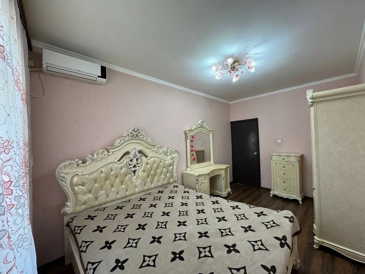 Сотилади 2 хонали квартира, 57 м², 5/9 қават — Миробод тумани