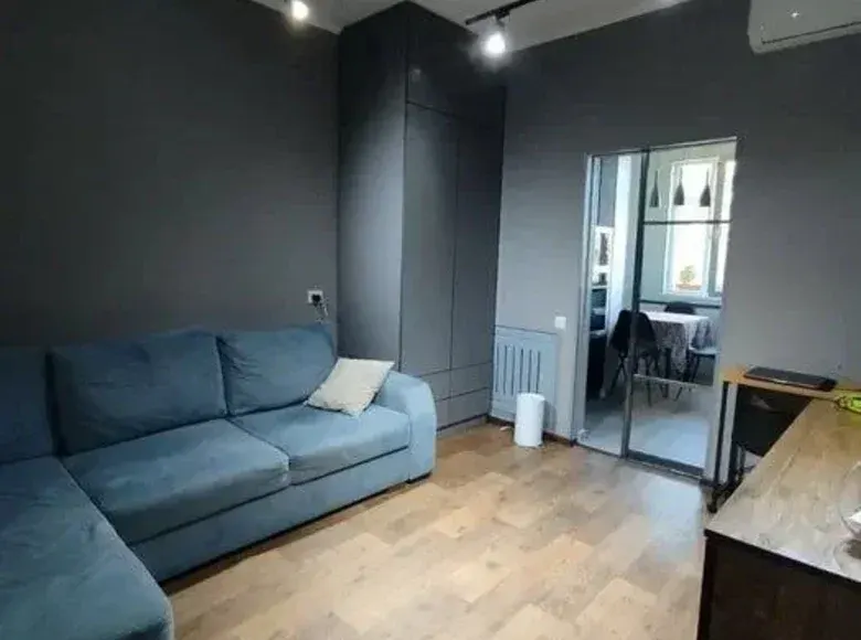 Сотилади 2 хонали квартира, 46 м², 4/4 қават — Тошкент шаҳри
