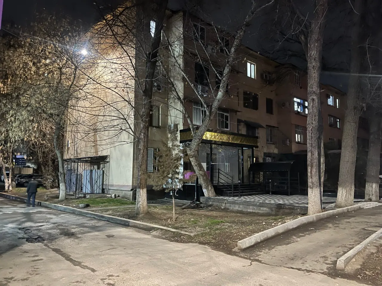 Сотилади 2 хонали квартира, 54 м², 1/4 қават — Юнусобод тумани