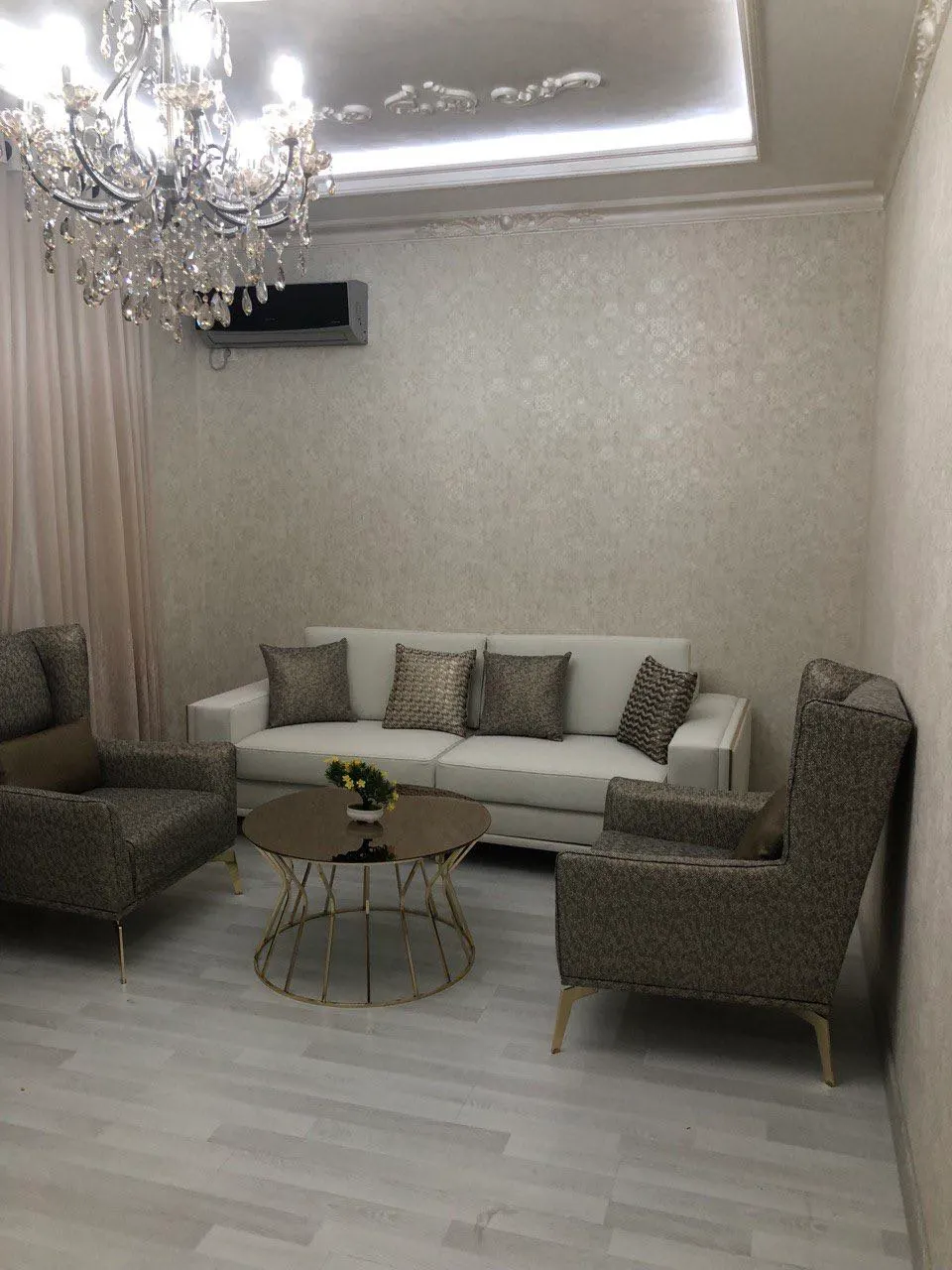 Сдаётся 2-комнатная квартира, 70 м², 7/8 этаж — Мирабадский район