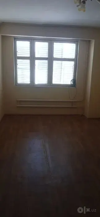 Продаётся 2-комнатная квартира, 40 м², 3/10 этаж — Сергелийский район