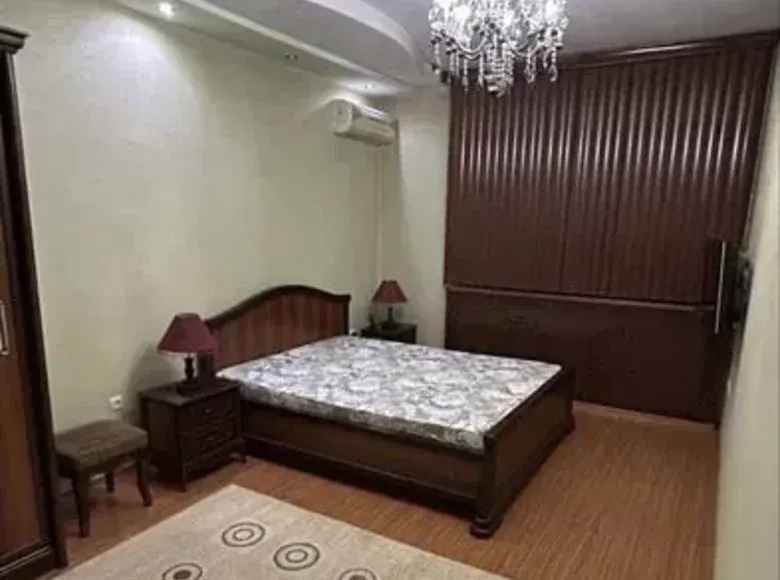 Ижарага берилади 4 хонали квартира, 85 м², 1/4 қават — Мирзо Улуғбек тумани