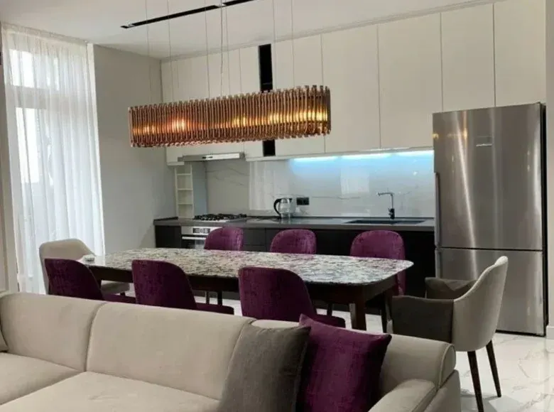 Ijaraga beriladi 4 xonali kvartira, 160 m², 4/8 qavat — Mirobod tumani