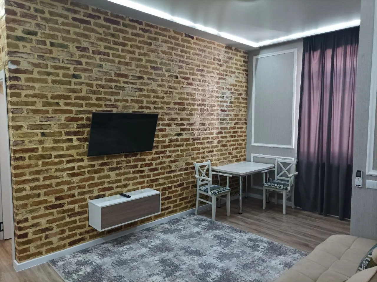 Сдаётся 2-комнатная квартира, 43 м², 1/4 этаж — Яккасарайский район