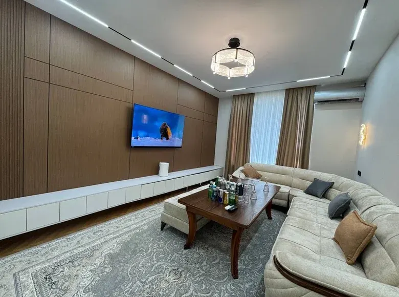 Продаётся 3-комнатная квартира, 72 м², 10/12 этаж — Чиланзарский район