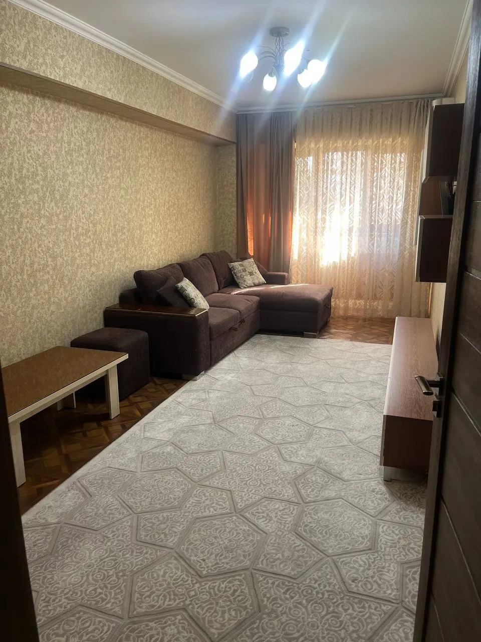 Сдаётся 2-комнатная квартира, 60 м², 3/9 этаж — Юнусабадский район