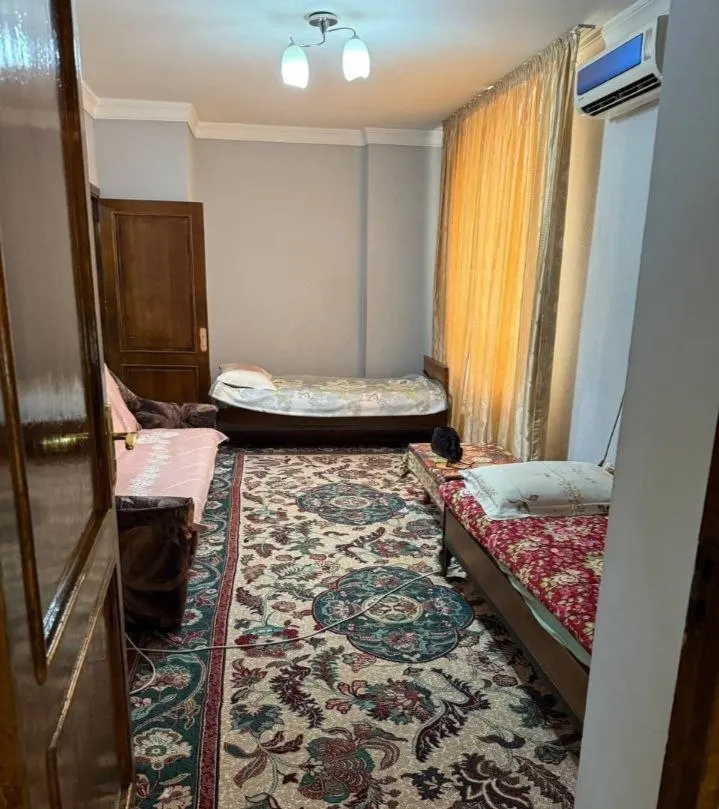 Продаётся 1-комнатная квартира, 42 м², 3/4 этаж — Шайхантахурский район