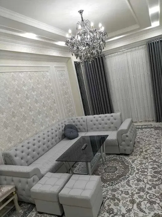 Сдаётся 3-комнатная квартира, 91 м², 4/7 этаж — Шайхантахурский район