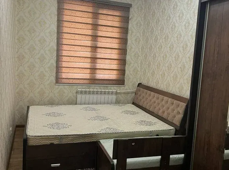 Сотилади 2 хонали квартира, 3/4 қават — Томди тумани