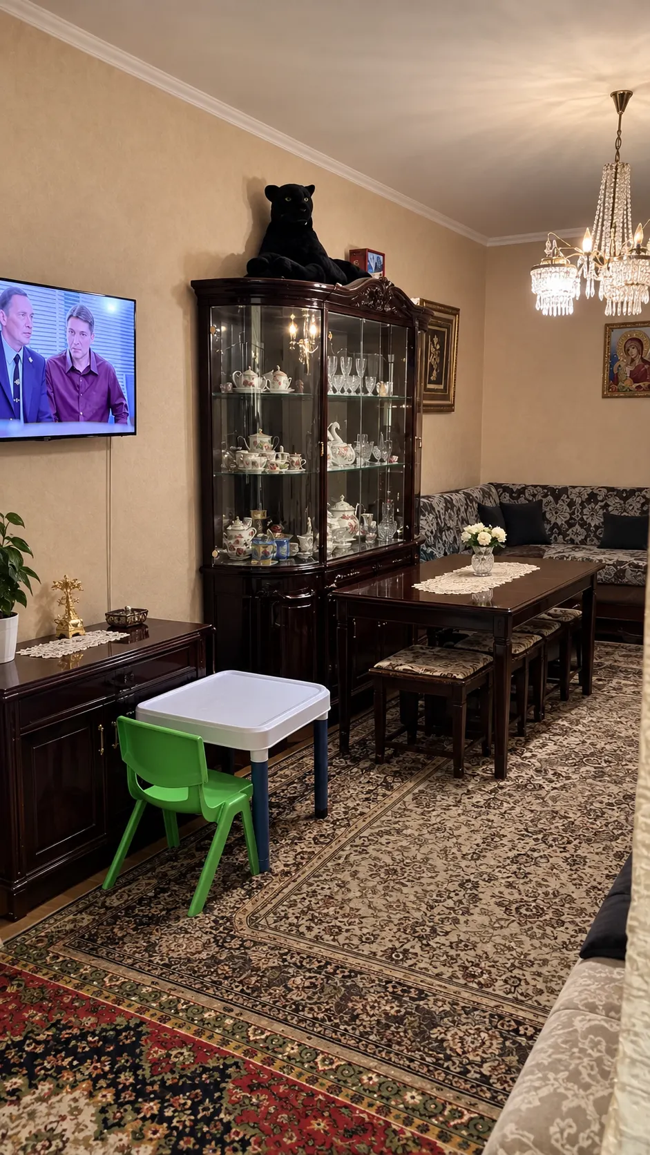 Сотилади 4 хонали квартира, 86 м², 4/4 қават — Мирзо Улуғбек тумани