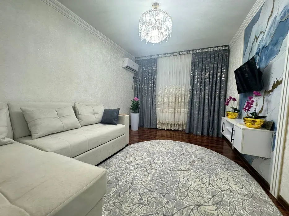 Сдаётся 2-комнатная квартира, 44 м², 4/5 этаж — Яккасарайский район