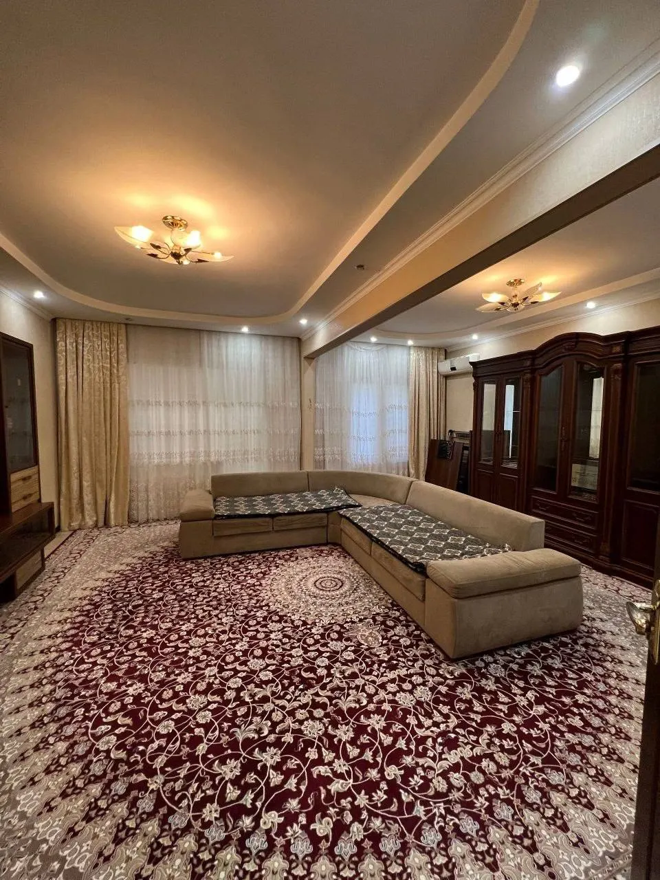 Сотилади 4 хонали квартира, 92 м², 2/5 қават — Юнусобод тумани