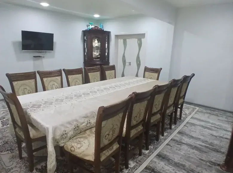 Продаётся 4-комнатная квартира, 92 м², 4/4 этаж — Юнусабадский район