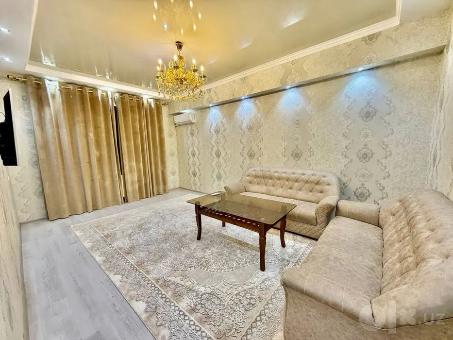 Сдаётся 2-комнатная квартира, 65 м², 8/8 этаж — Самарканд