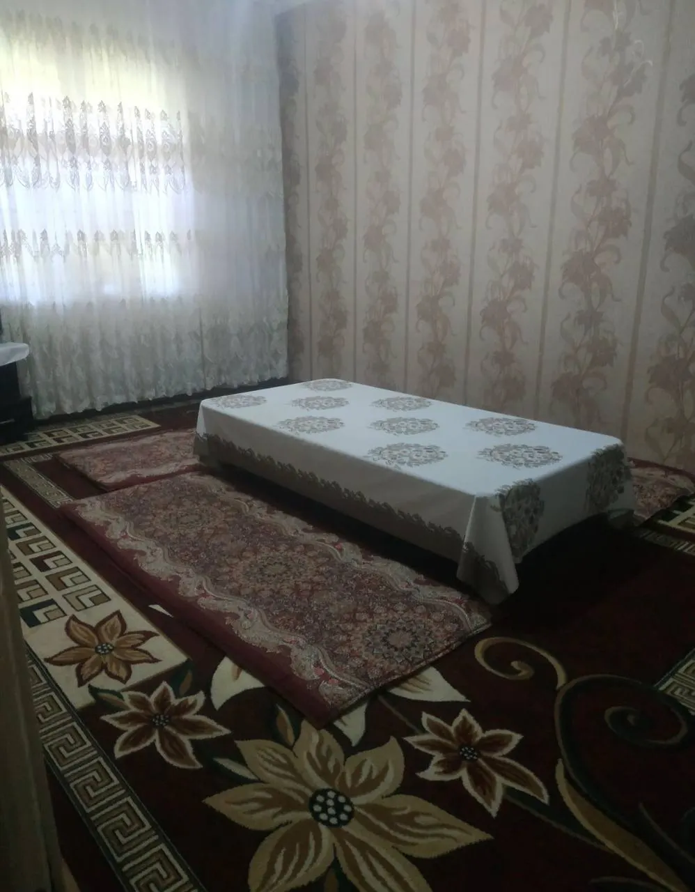 Продаётся 1-комнатная квартира, 38 м², 3/4 этаж — Юнусабадский район