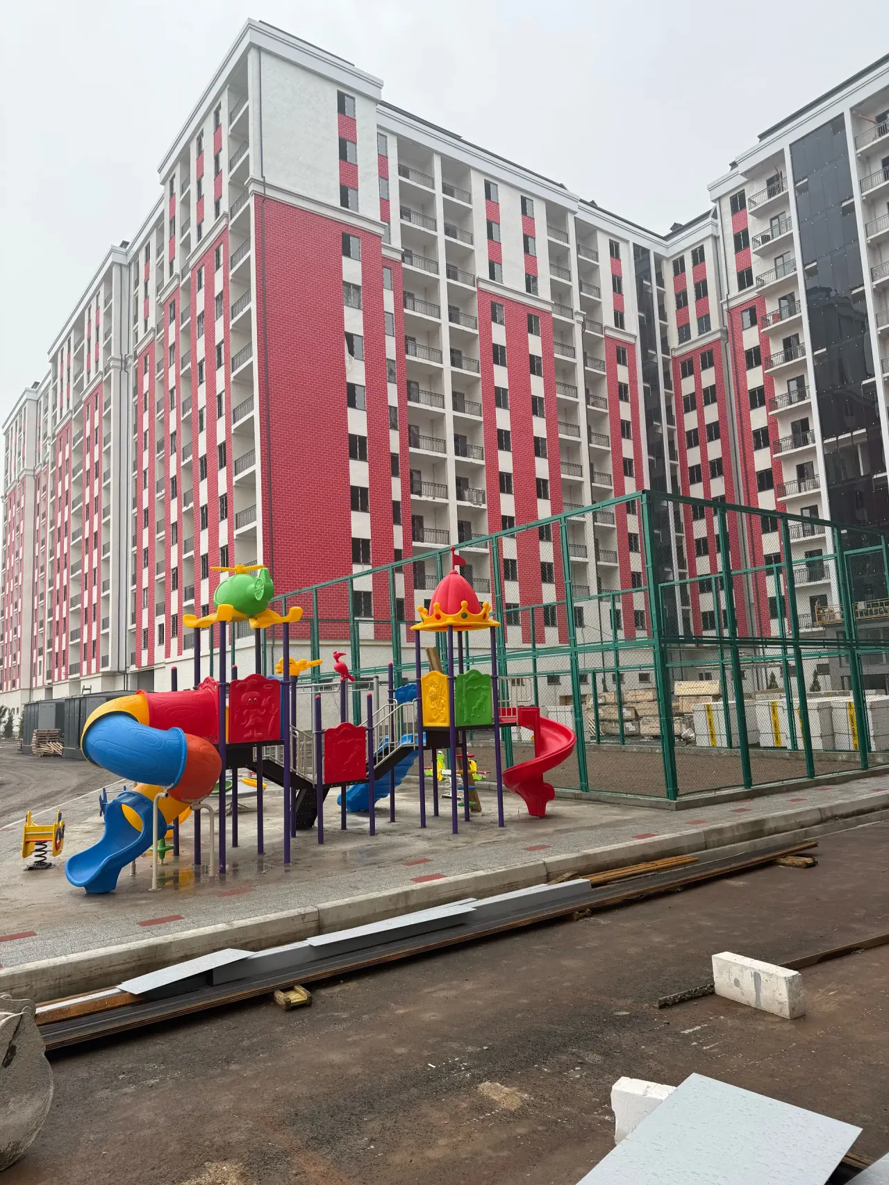 Сотилади 2 хонали квартира, 46.5 м², 3/12 қават — Янгиҳаёт тумани