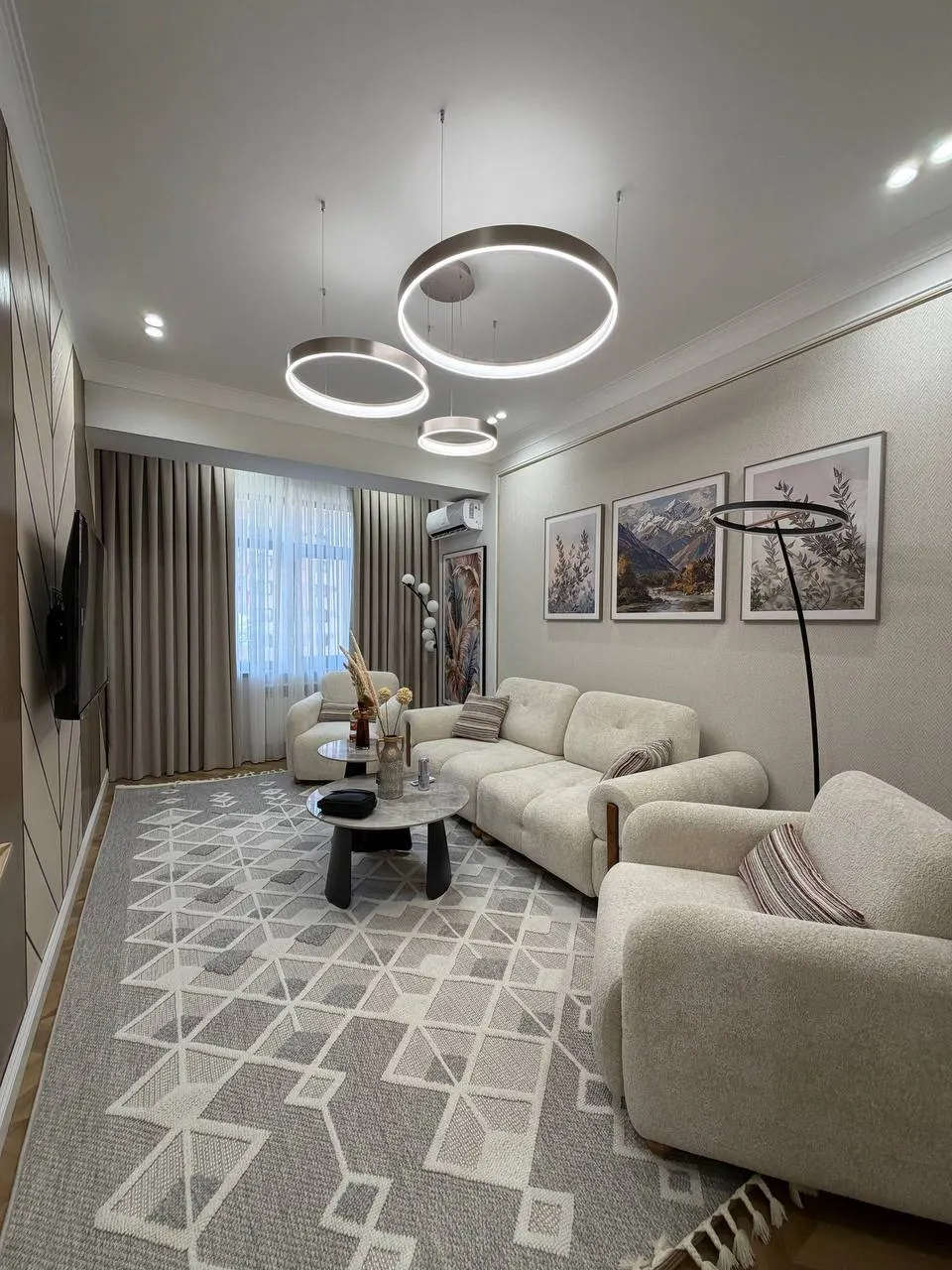 Продаётся 4-комнатная квартира, 108 м², 4/10 этаж — Яккасарайский район