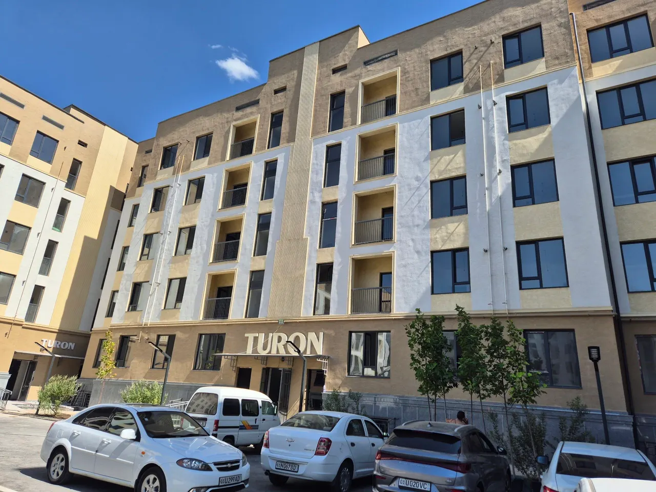 Сотилади 4 хонали квартира, 104 м², 1/5 қават — Сергели тумани