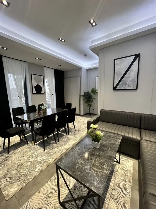 Сдаётся 2-комнатная квартира, 55 м², 6/9 этаж — Яккасарайский район