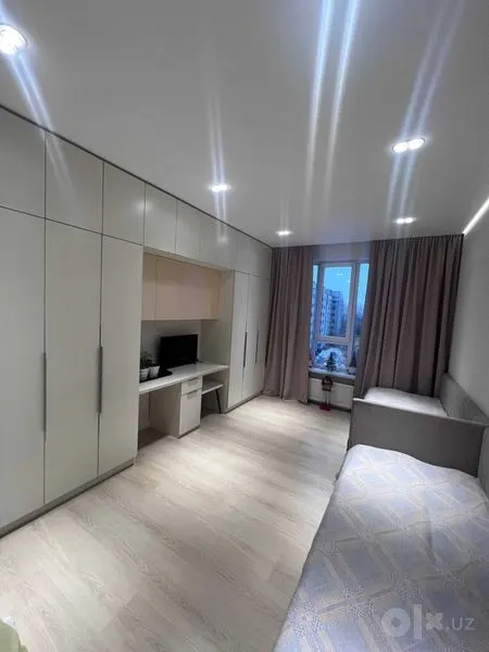 Sotiladi 1 xonali kvartira, 42 m², 5/9 qavat — Mirzo Ulugʻbek tumani