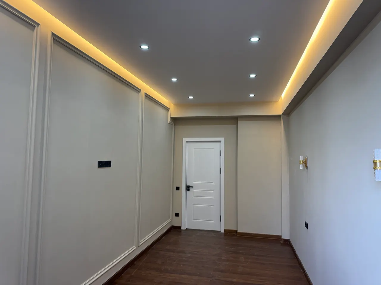 Sotiladi 1 xonali kvartira, 44 m², 3/9 qavat — Yangihayot tumani