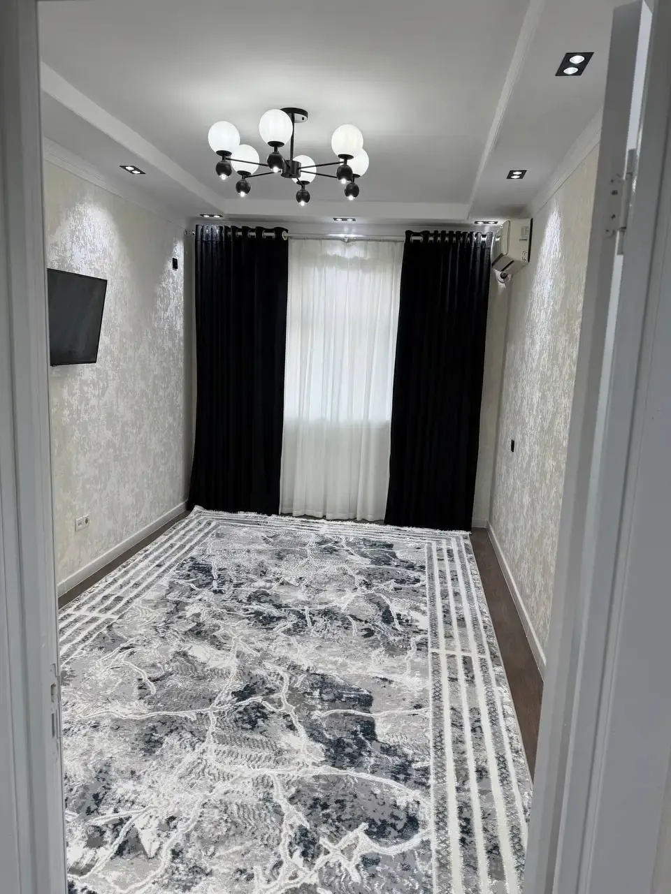Продаётся 2-комнатная квартира, 56 м², 1/7 этаж — Янгихаётский район