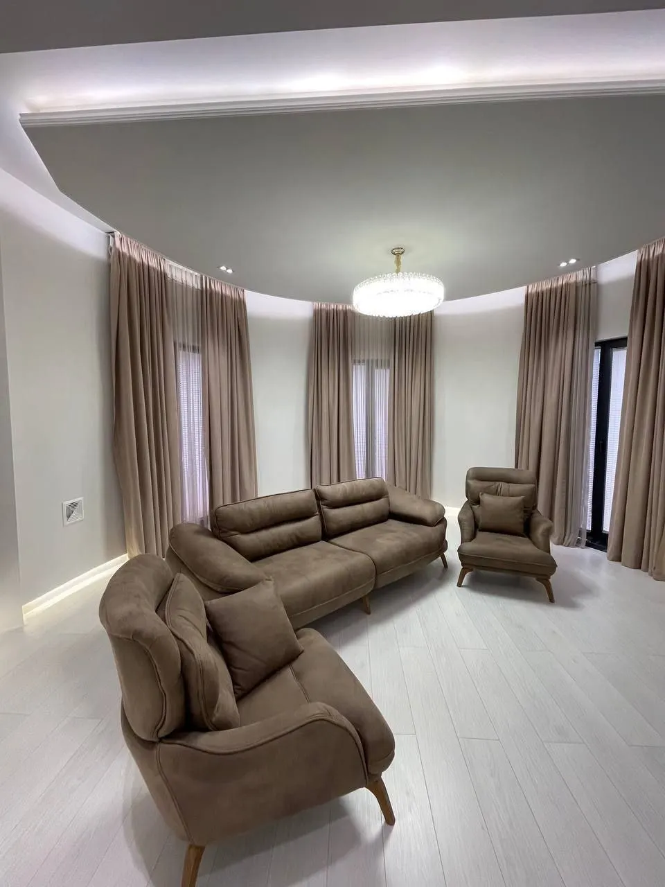 Сдаётся 2-комнатная квартира, 65 м², 7/13 этаж — Юнусабадский район