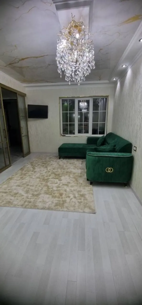 Сотилади 2 хонали квартира, 60 м², 4/4 қават — Мирзо Улуғбек тумани