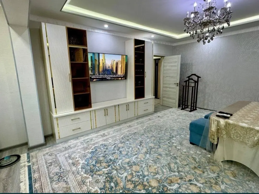 Sotiladi 2 xonali kvartira, 60 m², 3/9 qavat — Yakkasaroy tumani