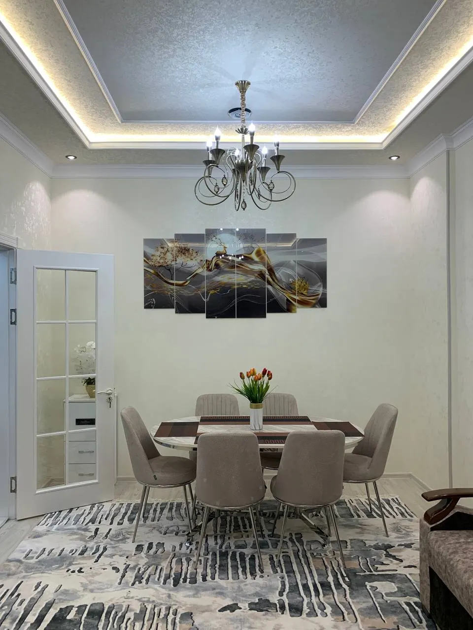 Сдаётся 2-комнатная квартира, 70 м², 3/8 этаж — Шайхантахурский район