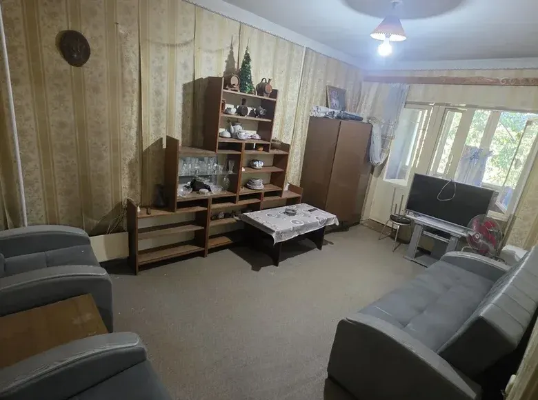 Sotiladi 1 xonali kvartira, 44 m², 2/4 qavat — Mirzo Ulugʻbek tumani
