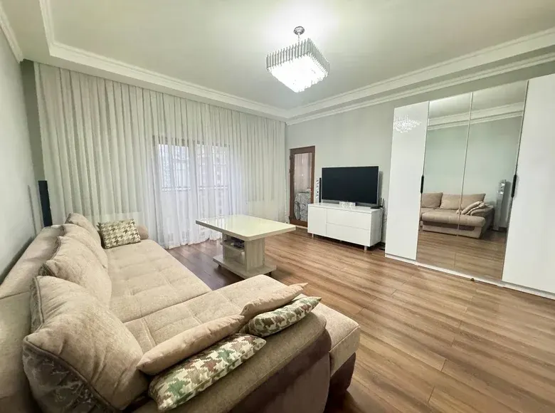 Сдаётся 2-комнатная квартира, 70 м², 3/4 этаж — Мирабадский район