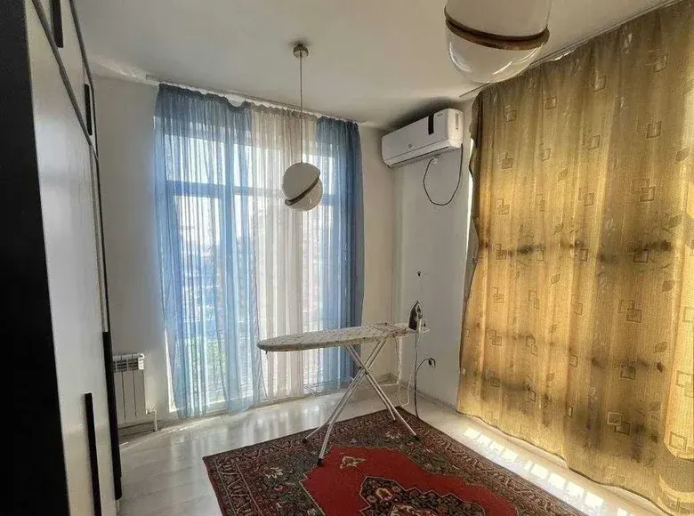 Sotiladi 2 xonali kvartira, 47 m², 9/9 qavat — Mirobod tumani