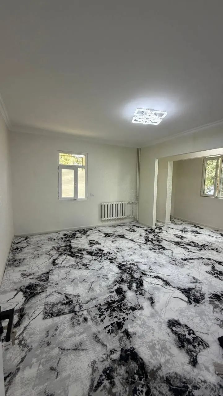 Sotiladi 1 xonali kvartira, 42 m², 1/4 qavat — Yunusobod tumani