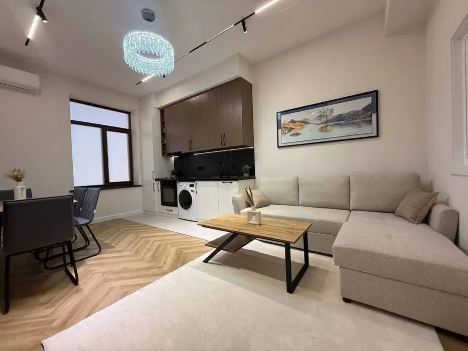 Ижарага берилади 4 хонали квартира, 140 м², 4/8 қават — Миробод тумани
