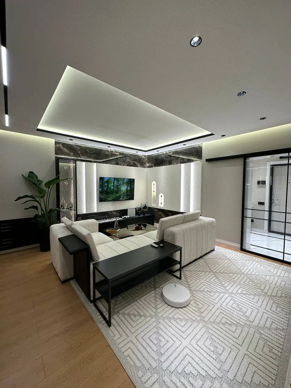 Ijaraga beriladi 3 xonali kvartira, 120 m², 4/8 qavat — Mirzo Ulugʻbek tumani