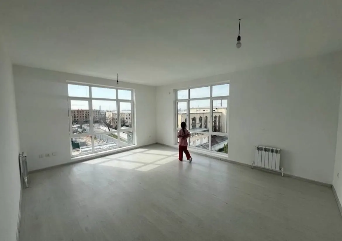 Продаётся 4-комнатная квартира, 117 м², 7/9 этаж — Яшнабадский район